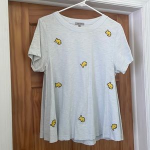 Lisa Todd Women’s Embroidered Goldfish Flare Short Sleeve Tee Size Medium